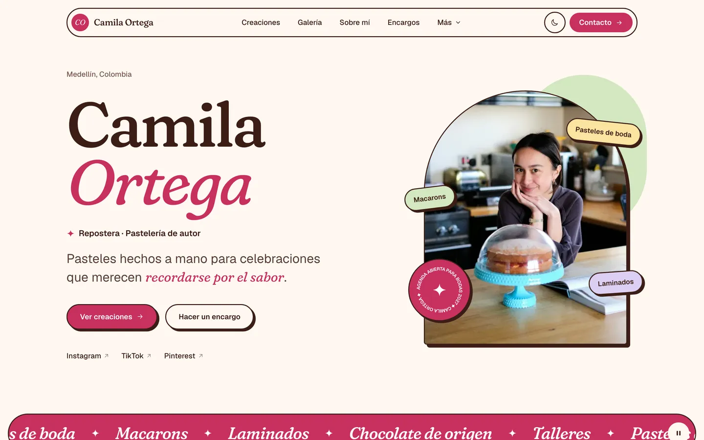 Portfolio de ejemplo creado con Bloom en estilo Divertido