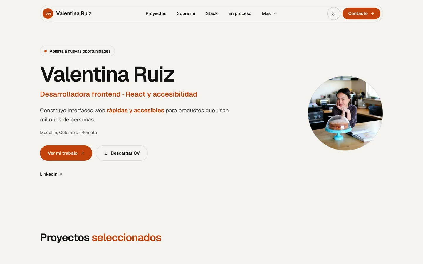 Portfolio de ejemplo creado con Bloom en estilo Profesional